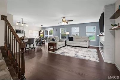 1842 Sterling Oaks Drive, Saint Peters, MO 63376 - Photo 4