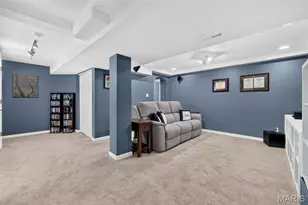 404 Silver Maple Ct, Fenton, MO 63026 - Photo 4