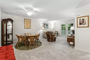 1511 Hampton Hall Dr, Chesterfield, MO 63017 - Photo 4
