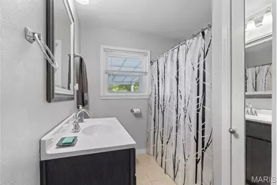 9621 Clyde Avenue, Saint Louis, MO 63125 - Photo 12