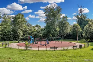 5810 S Kingshighway Blvd, Saint Louis, MO 63109 - Photo 30