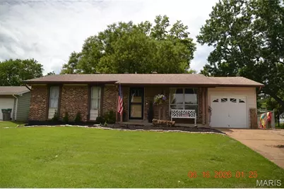 209 Meadowbrook Drive, Farmington, MO 63640 - Photo 1