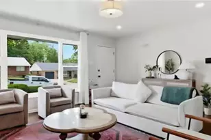 1015 Chartres Ave, University City, MO 63132 - Photo 8