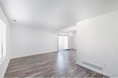 13 Dixons Court #B, O'Fallon, MO 63366 - Photo 4