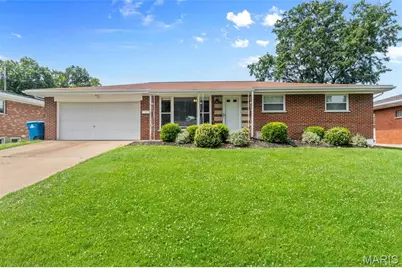 824 Rainbow Drive, Unincorporated, MO 63125 - Photo 2