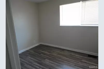 10323 Varnum Drive, Saint Louis, MO 63136 - Photo 16