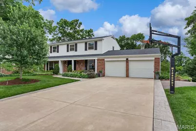 1714 Greening Lane, Kirkwood, MO 63122 - Photo 2