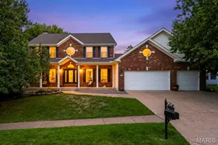 2561 Christopher Oaks Ct, Oakville, MO 63129 - Photo 1