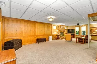 2561 Christopher Oaks Ct, Oakville, MO 63129 - Photo 38