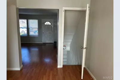 9548 Chamblin Drive, Saint Louis, MO 63123 - Photo 20