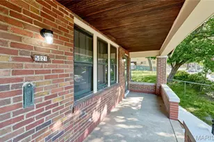5021 Ray Ave, Saint Louis, MO 63116 - Photo 2