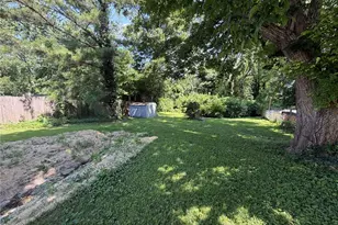 8733 Mavis Pl, Saint John, MO 63114 - Photo 18