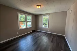 8733 Mavis Pl, Saint John, MO 63114 - Photo 6