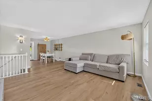 807 Gaillard Ct, Ballwin, MO 63011 - Photo 8