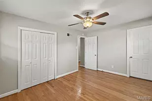 570 St Christina Ln, Florissant, MO 63031 - Photo 6