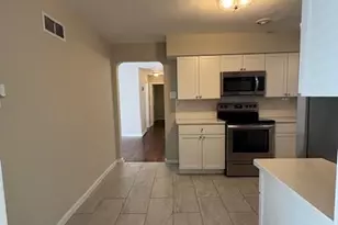 9921 Norbridge Ln, Saint Louis, MO 63137 - Photo 14
