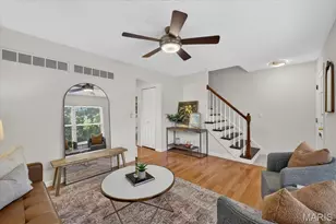 410 S Geyer Rd, Kirkwood, MO 63122 - Photo 4