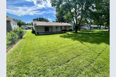 2828 Olde Gloucester Drive, Saint Charles, MO 63301 - Photo 34