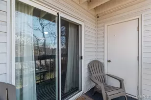 621 S Kirkwood Rd, Kirkwood, MO 63122 - Photo 2