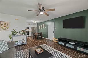 621 S Kirkwood Rd, Kirkwood, MO 63122 - Photo 4