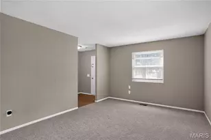 2423 Soundview Ct, Florissant, MO 63031 - Photo 6