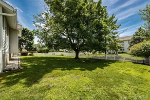 368 Clarendon Ln, Saint Charles, MO 63301 - Photo 38
