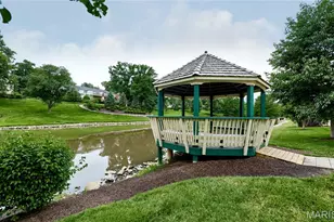 1410 Thrush Pl, Brentwood, MO 63144 - Photo 32