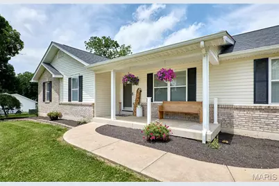 205 Hickory Farms Drive, Hawk Point, MO 63349 - Photo 2