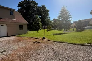 600 Tanya Dr, Oakville, MO 63129 - Photo 54