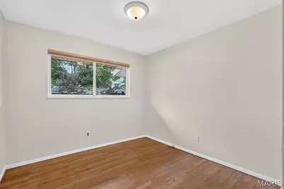 723 Woodward Drive, Saint Louis, MO 63125 - Photo 32
