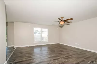3316 Walworth Way Drive, Mehlville, MO 63129 - Photo 4