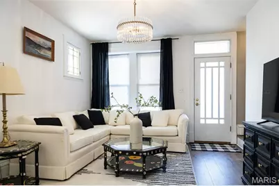 4976 Lindenwood Avenue, Saint Louis, MO 63109 - Photo 2