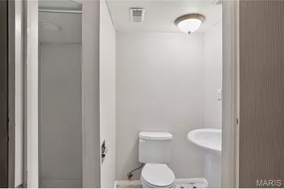 12083 Garden Lane, Saint Louis, MO 63138 - Photo 22