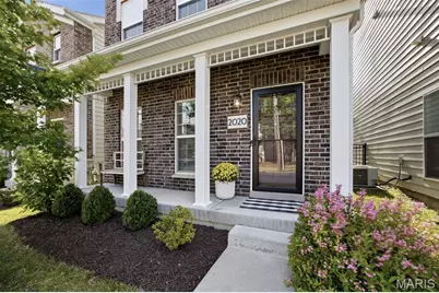 2020 Hereford Street, Saint Louis, MO 63110 - Photo 2