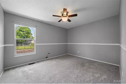 876 Emerald Place Drive, Saint Charles, MO 63304 - Photo 34