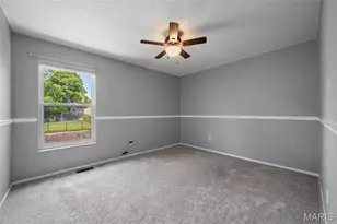 876 Emerald Pl Dr, Saint Charles, MO 63304 - Photo 34