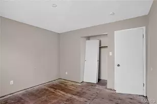 2371 Farflung Dr, Florissant, MO 63031 - Photo 18