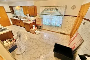 7127 Becker Rd, Oakville, MO 63129 - Photo 16