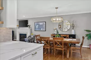 8124 Halifax Dr, Clayton, MO 63105 - Photo 14