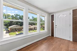 7022 Edison Ave, Saint Louis, MO 63121 - Photo 8