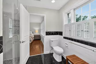 28 Berkshire Dr, Saint Louis, MO 63117 - Photo 22
