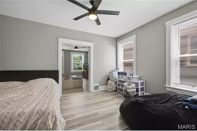 5244 Neosho Street, Saint Louis, MO 63109 - Photo 6