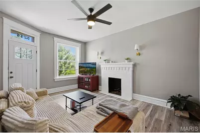 5244 Neosho Street, Saint Louis, MO 63109 - Photo 2