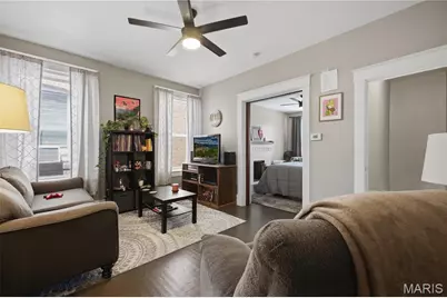 5244 Neosho Street, Saint Louis, MO 63109 - Photo 8