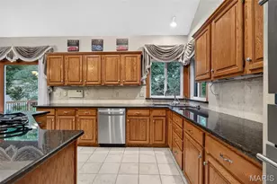 1350 Conway Oaks Dr, Chesterfield, MO 63017 - Photo 44