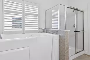 968 Ridgepointe Pl Cir, Lake Saint Louis, MO 63367 - Photo 20