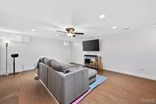 968 Ridgepointe Pl Cir, Lake Saint Louis, MO 63367 - Photo 30