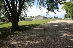 1405 E Chestnut St, Desloge, MO 63601 - Photo 4