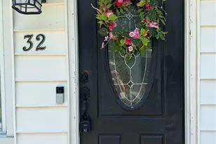 32 Highland Dr, Saint Charles, MO 63303 - Photo 2