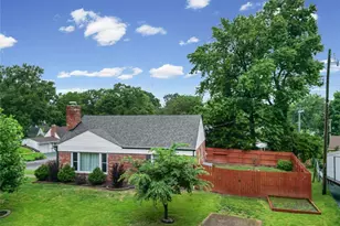 7045 Deerpath Dr, Affton, MO 63123 - Photo 46